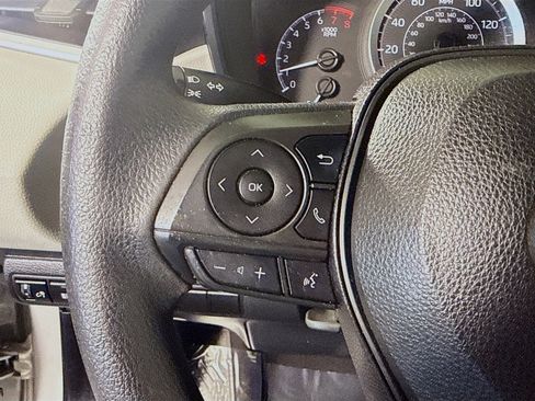 Used 2020 Toyota Corolla LE image 14