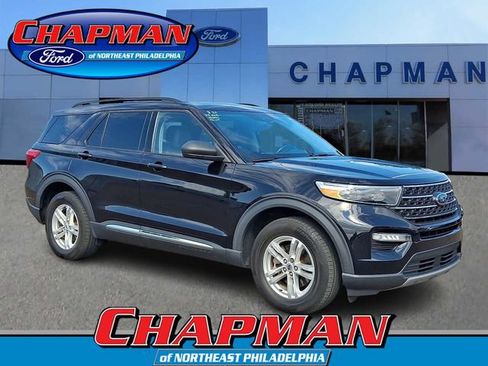 Used 2023 Ford Explorer XLT w/ Equipment Group 202A AWD/4WD image 1