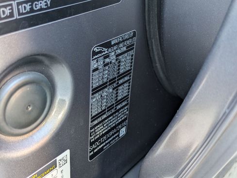 Used 2024 Jaguar F-PACE R-Dynamic S image 23