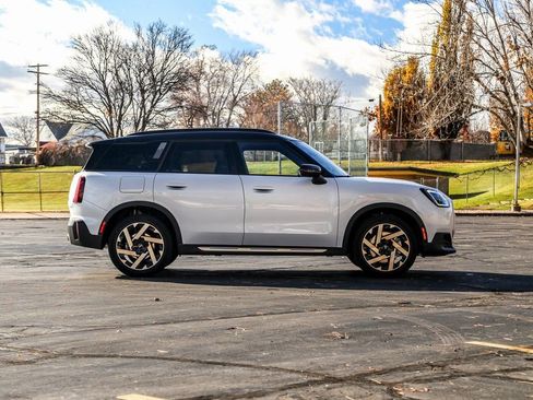 New 2026 MINI Cooper Countryman S w/ Comfort Package Max image 6