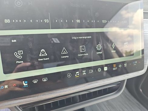 Used 2022 Rivian R1T Adventure AWD/4WD image 26
