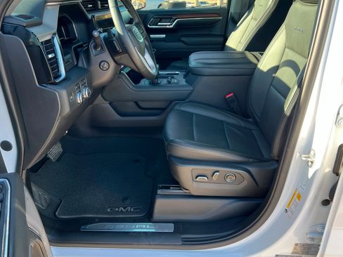 Certified 2024 GMC Sierra 1500 Denali image 18