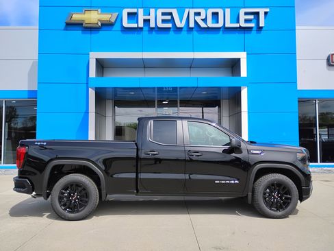 New 2025 GMC Sierra 1500 Pro w/ Graphite Edition image 5