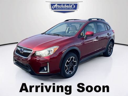 Used 2017 Subaru Crosstrek 2.0i Premium AWD/4WD image 3