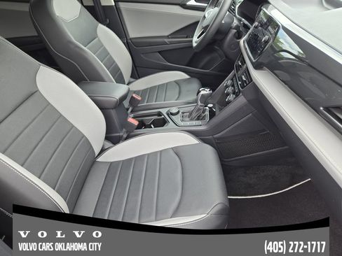 Used 2023 Volkswagen Taos SEL AWD/4WD image 11
