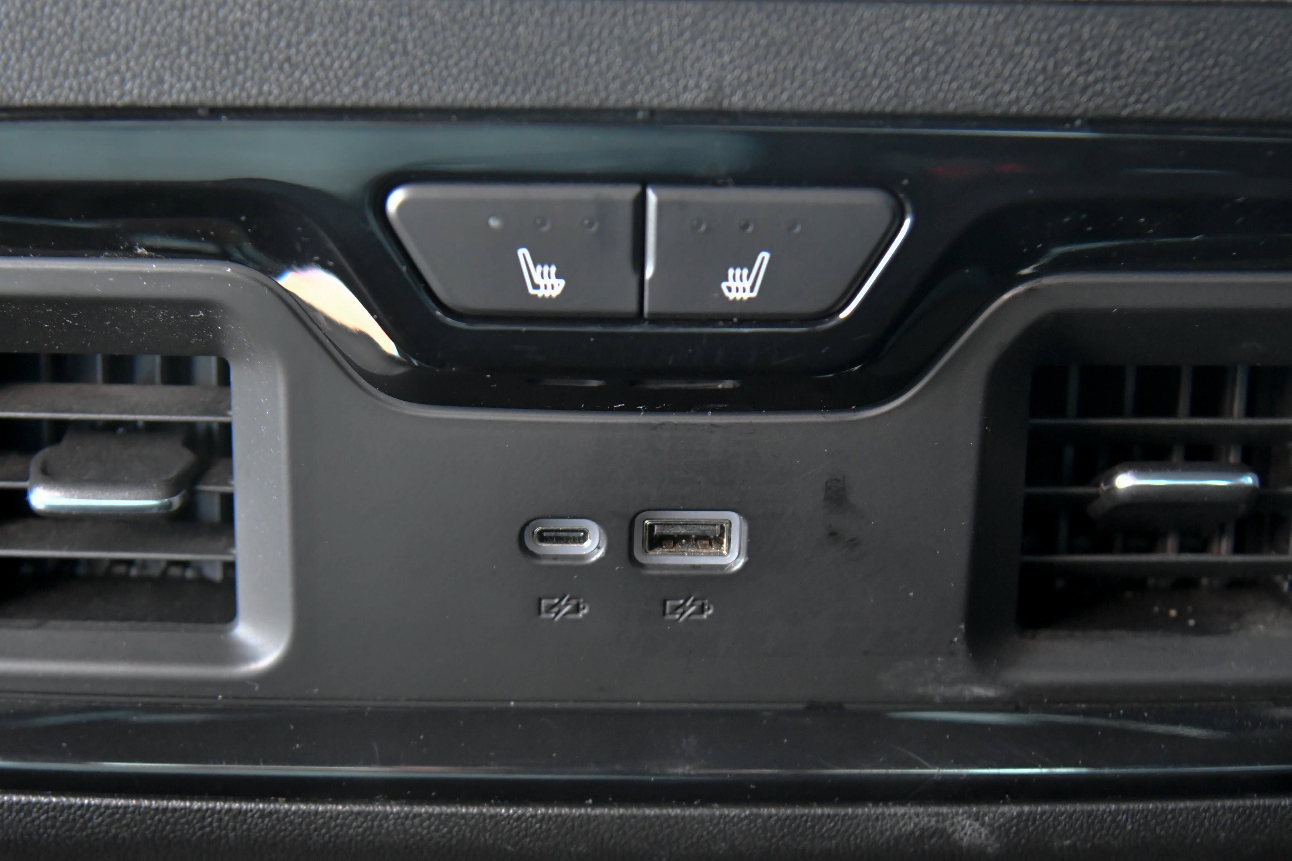 Used 2026 GMC Sierra 2500 AT4 AWD/4WD image 51