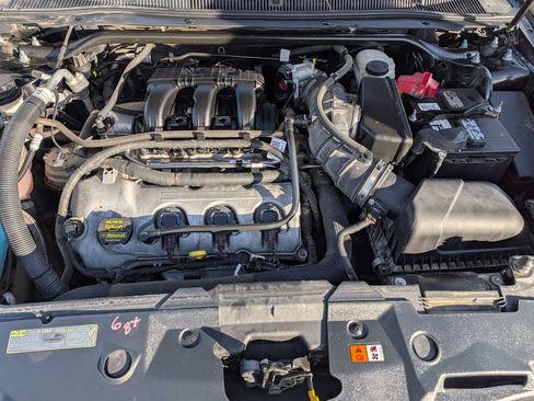 Used 2012 Ford Taurus Limited FWD image 13