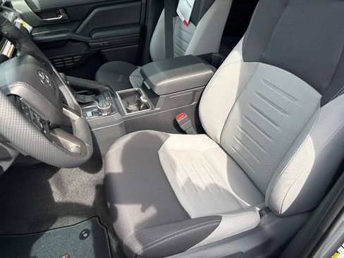 New 2026 Toyota Tacoma TRD Off-Road AWD/4WD image 18