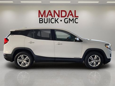 Used 2019 GMC Terrain SLE image 5