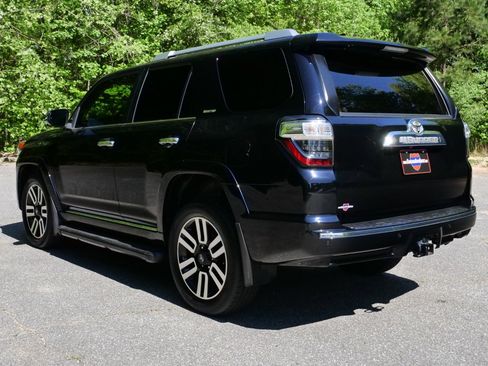 Used 2023 Toyota 4Runner Limited AWD/4WD image 19