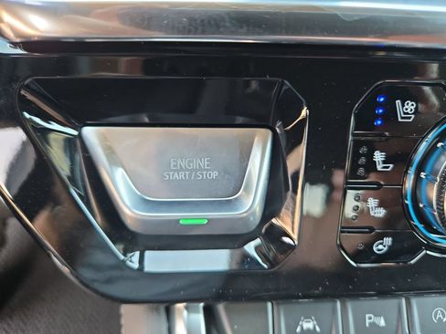 New 2026 GMC Sierra 1500 Denali w/ Technology Package AWD/4WD image 33