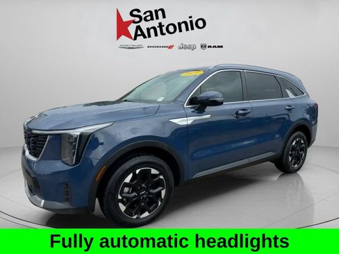 Used 2025 Kia Sorento S AWD/4WD image 7