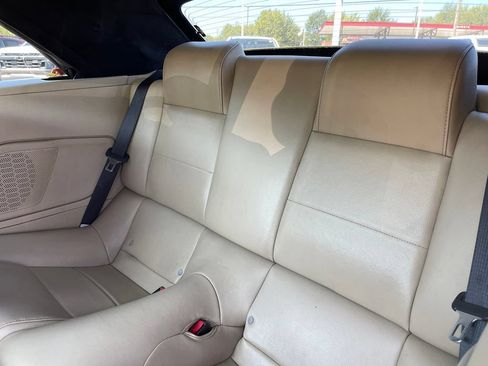 Used 2006 Ford Mustang Premium RWD image 14