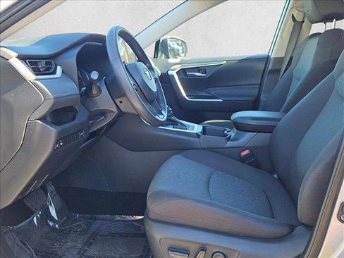 Used 2024 Toyota RAV4 XLE image 16