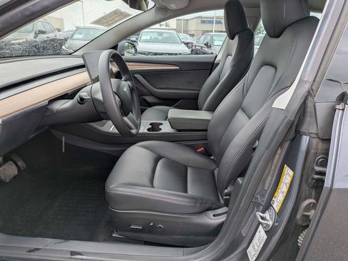 Used 2023 Tesla Model 3 Standard Range RWD image 14