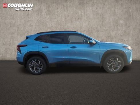 New 2026 Chevrolet Trax LT w/ Driver Confidence Package image 8