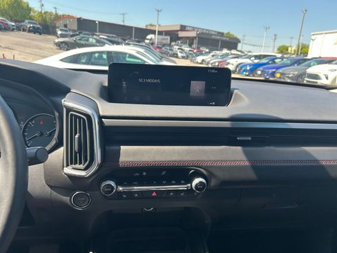 Used 2025 MAZDA CX-50 2.5 Hybrid w/ Premium Plus Pkg AWD/4WD image 17