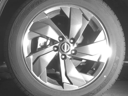 Used 2025 Nissan Rogue SV image 12