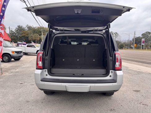 Used 2018 GMC Yukon SLT w/ Open Road Package image 17