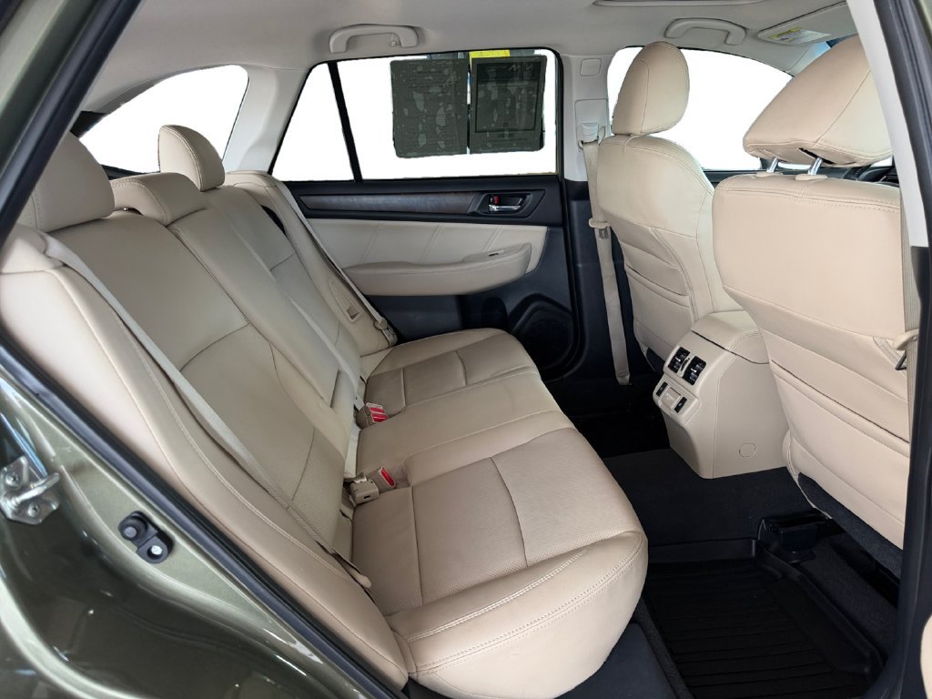 Used 2018 Subaru Outback 2.5i Limited AWD/4WD image 18