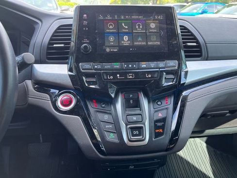 Used 2024 Honda Odyssey Touring image 10