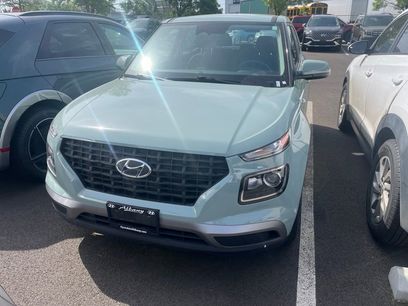 Certified 2025 Hyundai Venue SE