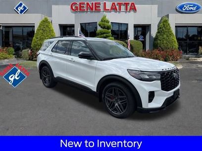 Used 2025 Ford Explorer ST