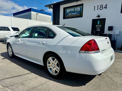 Used 2014 Chevrolet Impala LT w/ LT Sunroof Package image 3
