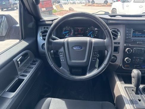 Used 2017 Ford Expedition XLT AWD/4WD image 15