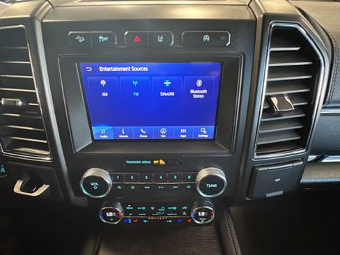 Used 2020 Ford Expedition Max Limited AWD/4WD image 15