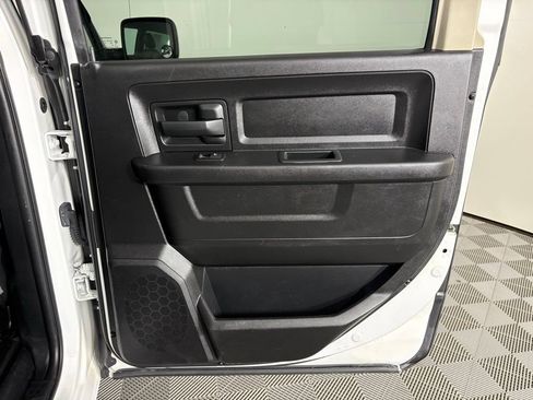 Used 2015 RAM 1500 Tradesman RWD image 41