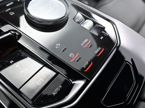 Used 2025 BMW M5 w/ Carbon Package AWD/4WD image 26