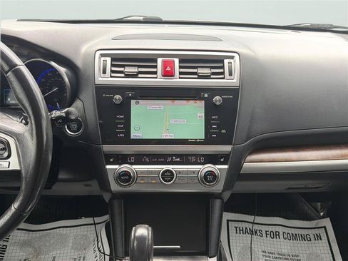 Used 2016 Subaru Outback 2.5i Limited AWD/4WD image 19