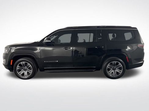 Used 2023 Jeep Wagoneer 4WD w/ Premium Group I image 5