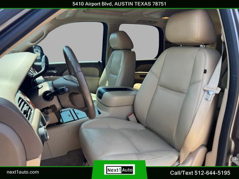 Used 2013 Chevrolet Tahoe LTZ RWD image 19