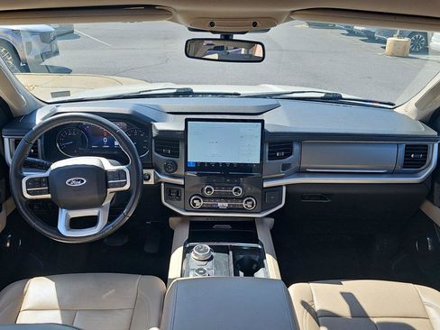 Used 2022 Ford Expedition Max XLT AWD/4WD image 9
