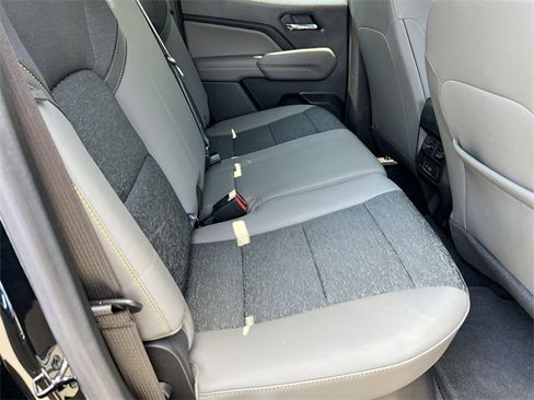 Used 2024 Chevrolet Colorado ZR2 w/ Technology Package image 38