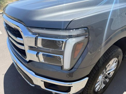 Used 2025 Ford F150 Lariat w/ Equipment Group 501A Mid AWD/4WD image 9
