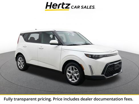Used 2025 Kia Soul LX w/ LX Technology Package FWD image 1