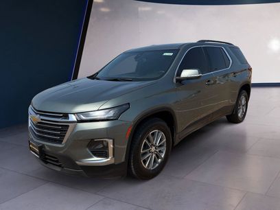 Used 2023 Chevrolet Traverse LT