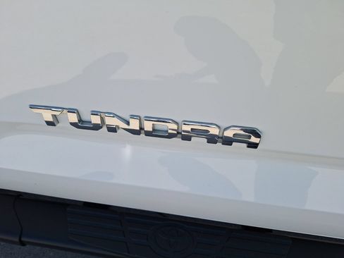 Used 2024 Toyota Tundra SR5 w/ SR5 Convenience Package AWD/4WD image 14