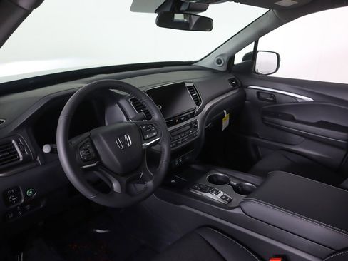 New 2026 Honda Ridgeline Sport image 17