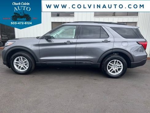 New 2026 Ford Explorer Active AWD/4WD image 9