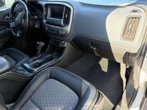 Used 2020 Chevrolet Colorado Z71 RWD image 7