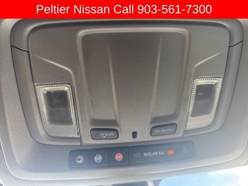 Used 2022 Chevrolet Silverado 1500 LT image 19