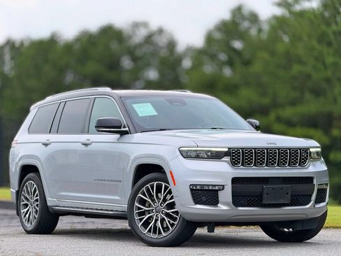 Used 2021 Jeep Grand Cherokee L Summit AWD/4WD image 5