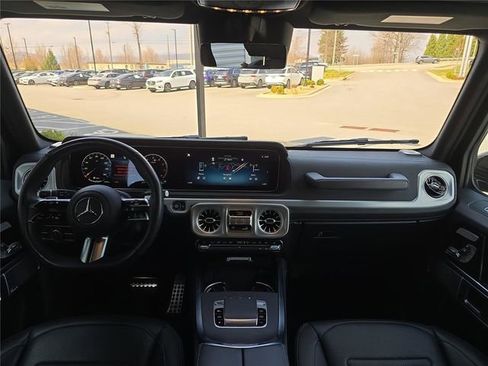 Used 2025 Mercedes-Benz G 550 image 19