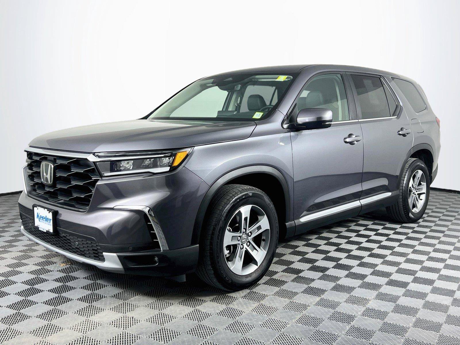 Used 2024 Honda Pilot EX-L image 2