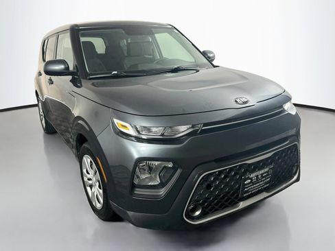 Used 2021 Kia Soul LX FWD image 1