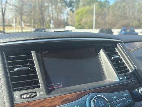 Used 2017 Nissan Armada Platinum w/ Captain Seat Package image 25